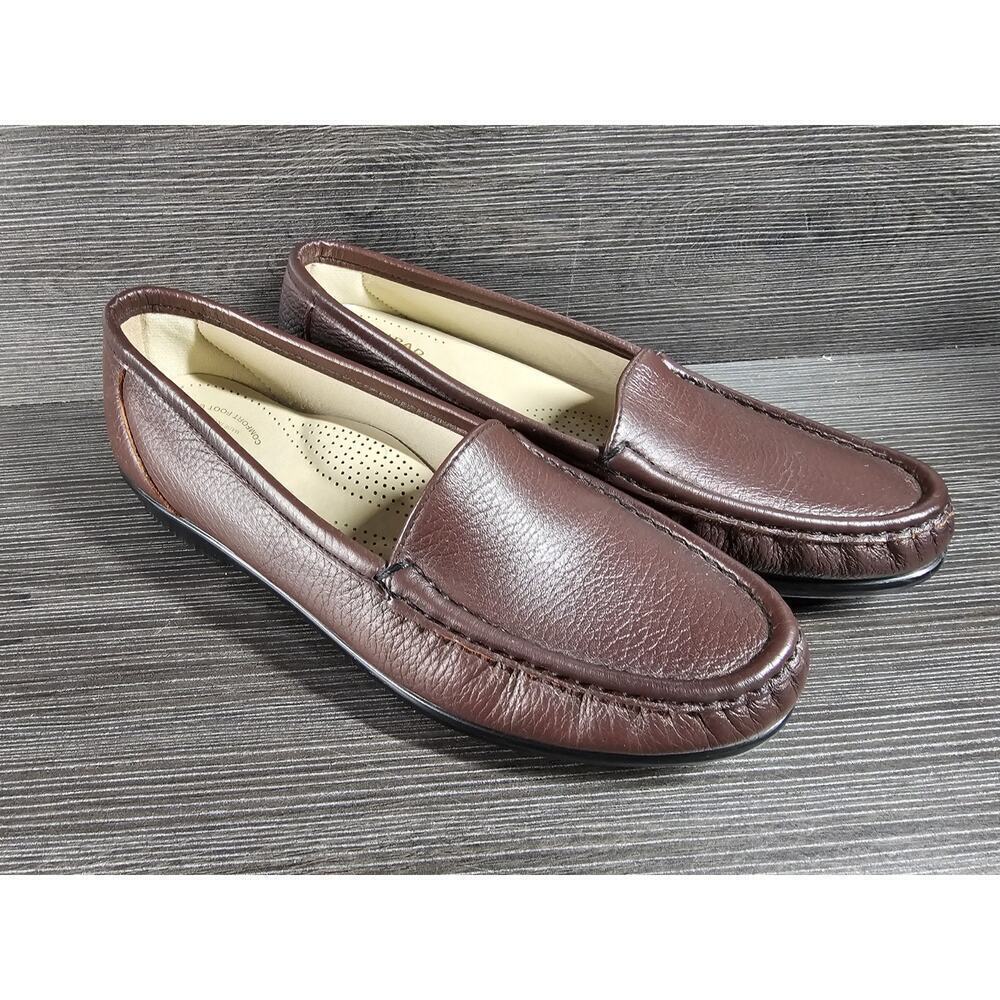 SAS Womens Simplify Loafers 8 N Burgundy Leather Slip On Shoes Tripad Comfort